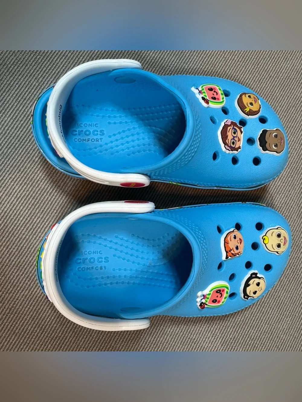 Cocomelon Crocs Blue Toddler Size 8 Classic Clogs Very Good Condition